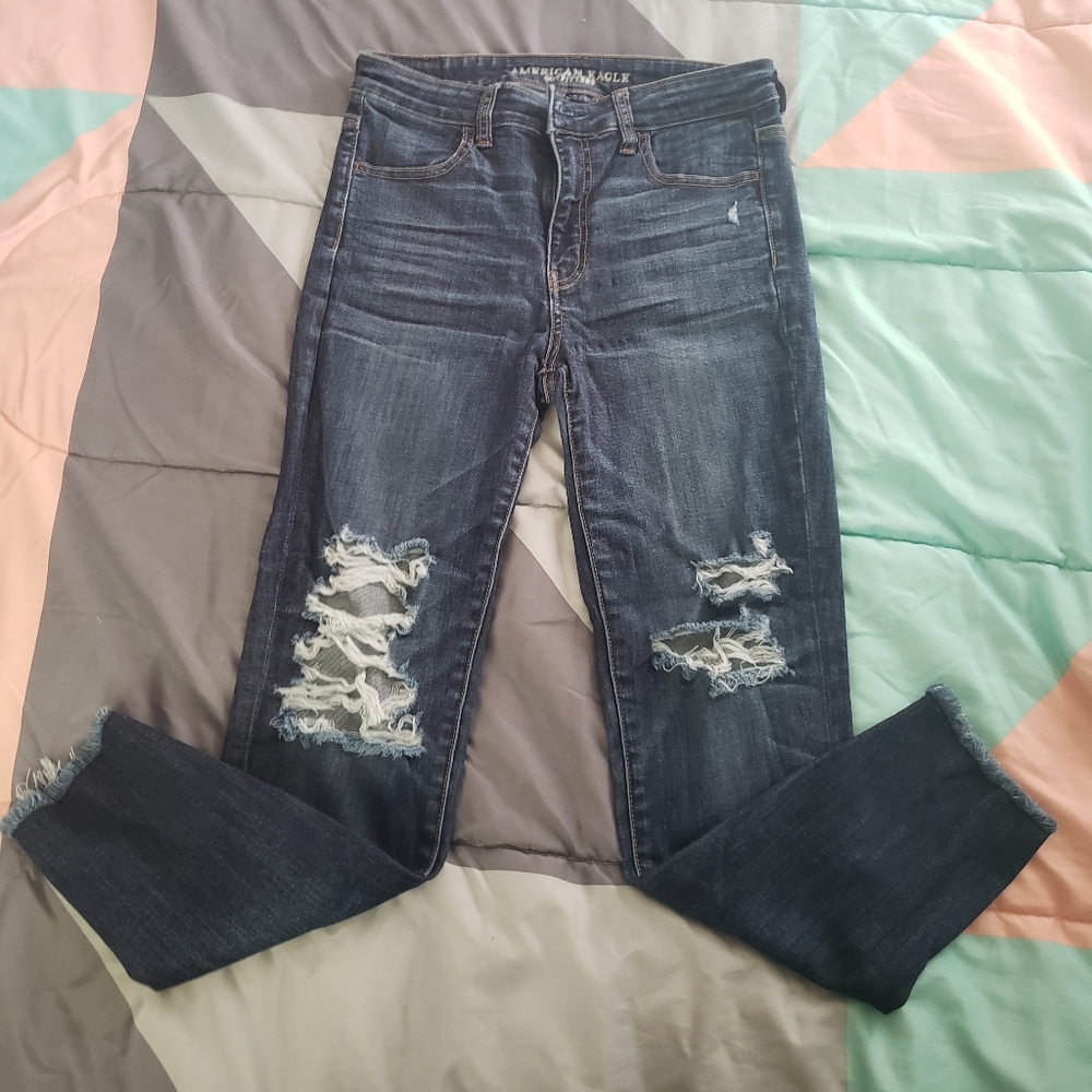 American Eagle Cropped Jeans size 10, high rise